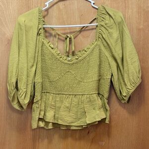 Mustard Seed Green Puff Sleeve Peplum Blouse